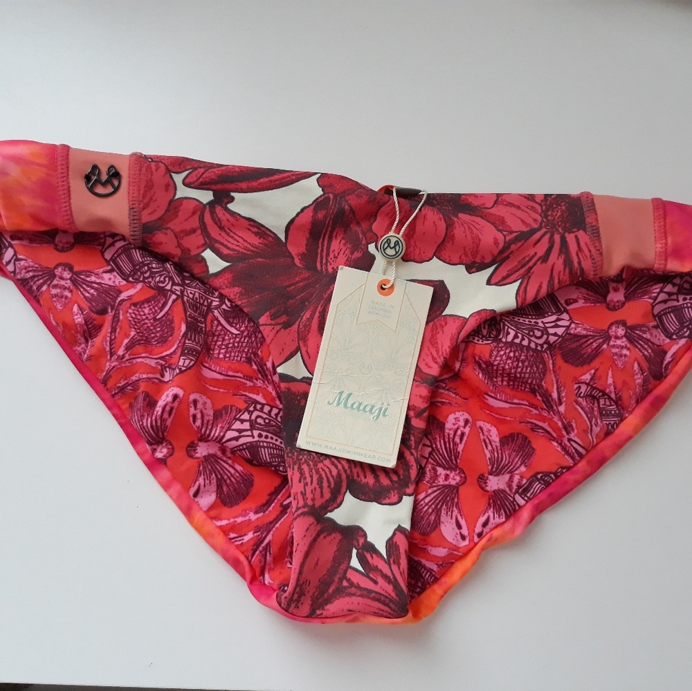 NWT Maaji Reversible Bikini Bottoms-Large